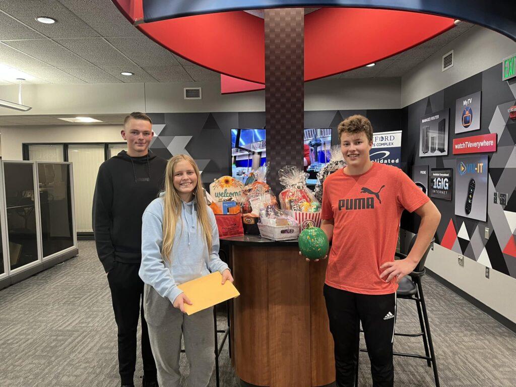 2023 Great Pumpkin Hunt Winners! Jadyn Roller, Jayli Roller, Gabe Bast